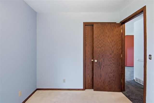 1815 Frisbie Lane, Eau Claire, WI 54703