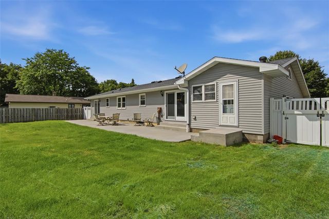 1815 Frisbie Lane, Eau Claire, WI 54703