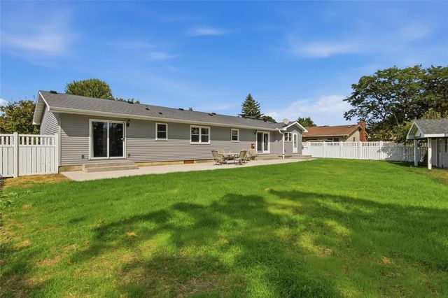 1815 Frisbie Lane, Eau Claire, WI 54703