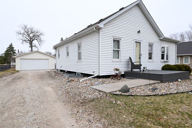 1111 Ford Street, Kelley, IA 50134