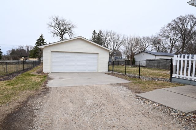 1111 Ford Street, Kelley, IA 50134