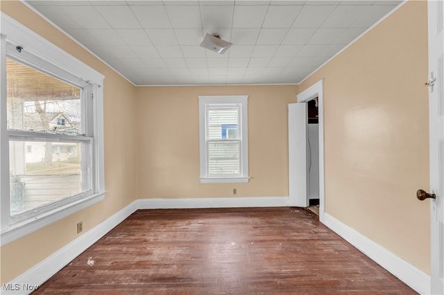 16110 Huntmere Avenue, Cleveland, OH 44110