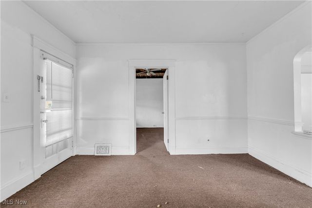 16110 Huntmere Avenue, Cleveland, OH 44110