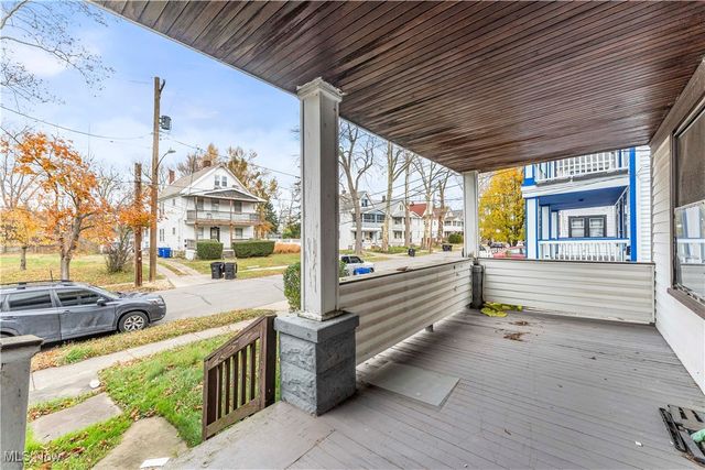 16110 Huntmere Avenue, Cleveland, OH 44110