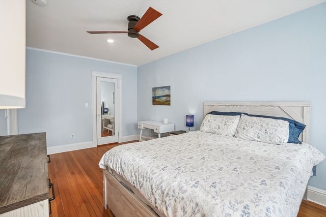 116 Riverway 18, Boston, MA 02215