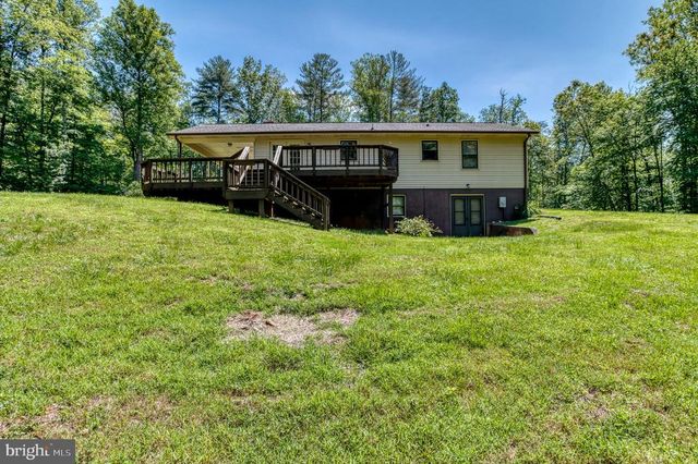 803 WEAVER HOLLOW RD, Banco, VA 22711