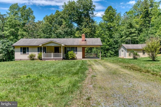 803 WEAVER HOLLOW RD, Banco, VA 22711