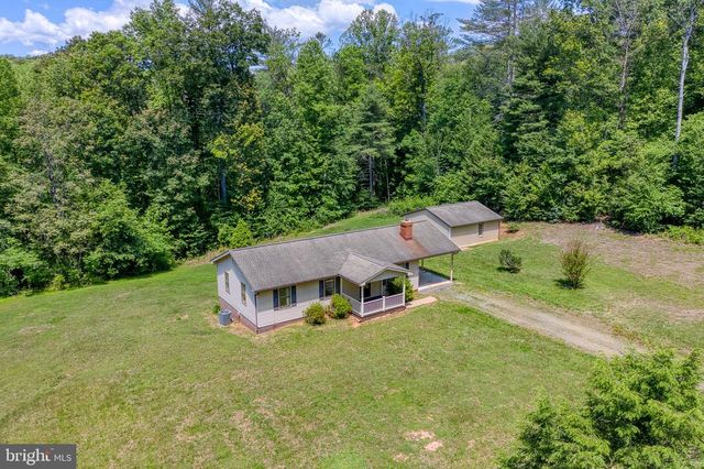 803 WEAVER HOLLOW RD, Banco, VA 22711