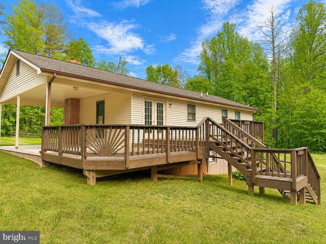 803 WEAVER HOLLOW RD, Banco, VA 22711