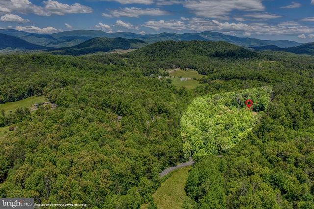 803 WEAVER HOLLOW RD, Banco, VA 22711