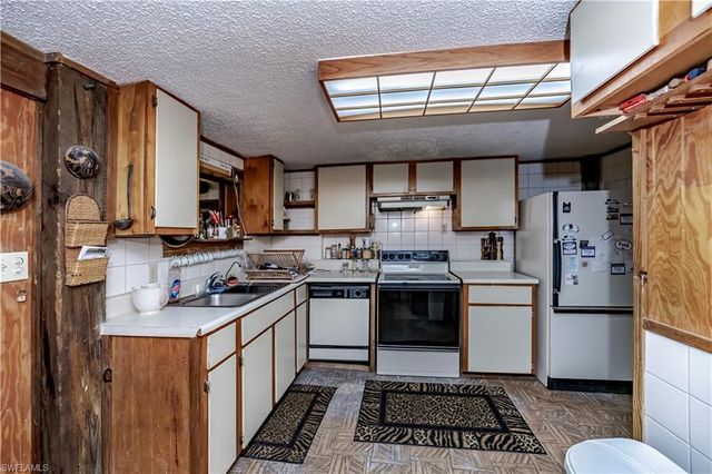 1200 Tampa AVE, Clewiston, FL 33440