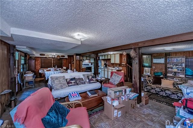 1200 Tampa AVE, Clewiston, FL 33440