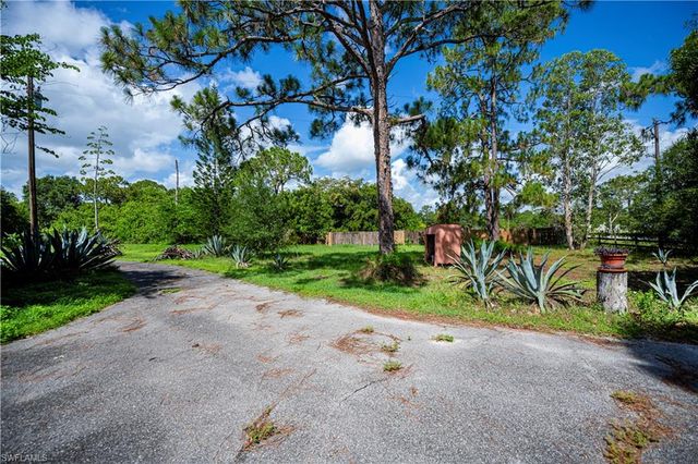 1200 Tampa AVE, Clewiston, FL 33440