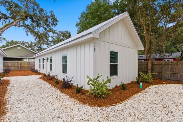 308 Palm Street, St Simons Island, GA 31522