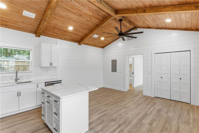 308 Palm Street, St Simons Island, GA 31522