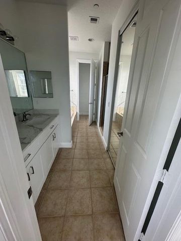 2502 N Dixie Highway 49, Lake Worth, FL 33460