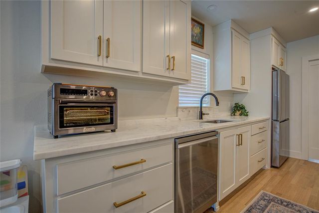 805 NW 49th Street, Oklahoma City, OK 73118