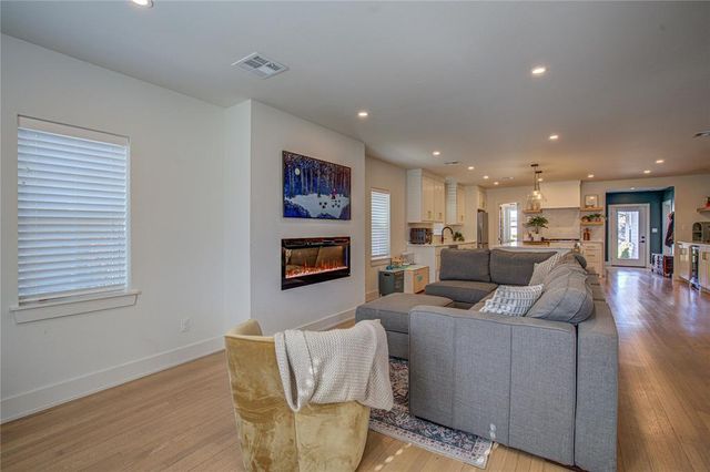 805 NW 49th Street, Oklahoma City, OK 73118