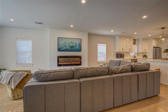 805 NW 49th Street, Oklahoma City, OK 73118