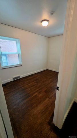 11750 Elmdale Street, Detroit, MI 48213