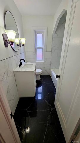 11750 Elmdale Street, Detroit, MI 48213