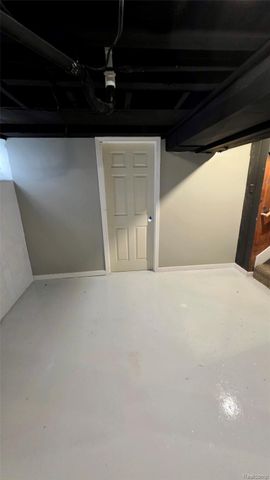 11750 Elmdale Street, Detroit, MI 48213