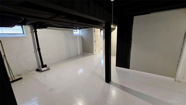 11750 Elmdale Street, Detroit, MI 48213