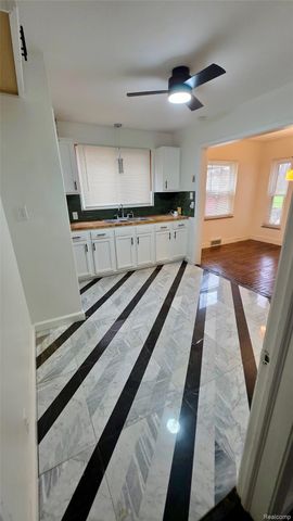 11750 Elmdale Street, Detroit, MI 48213