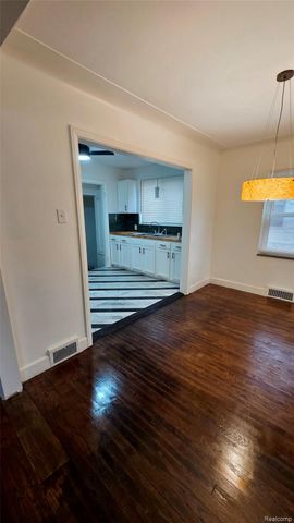 11750 Elmdale Street, Detroit, MI 48213