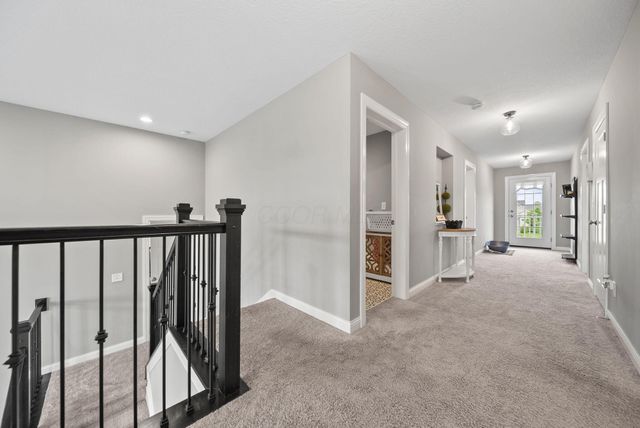 765 Avebury Drive, Pickerington, OH 43147
