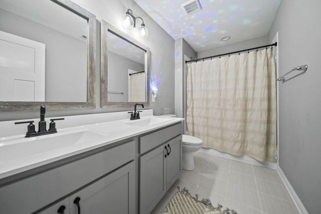 765 Avebury Drive, Pickerington, OH 43147