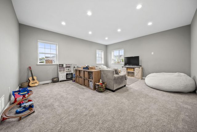 765 Avebury Drive, Pickerington, OH 43147