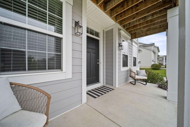 765 Avebury Drive, Pickerington, OH 43147
