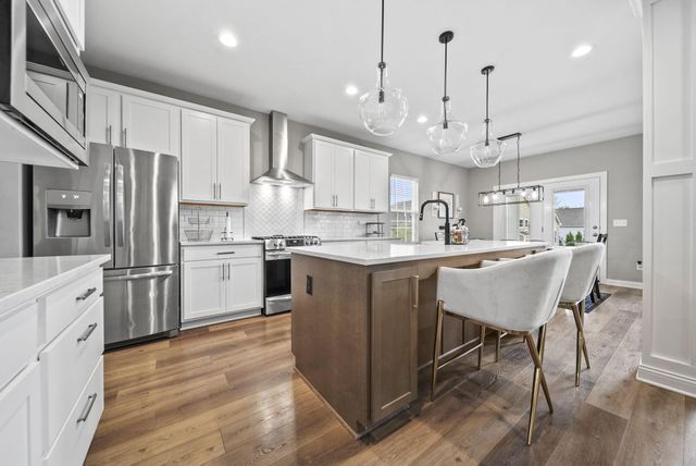 765 Avebury Drive, Pickerington, OH 43147