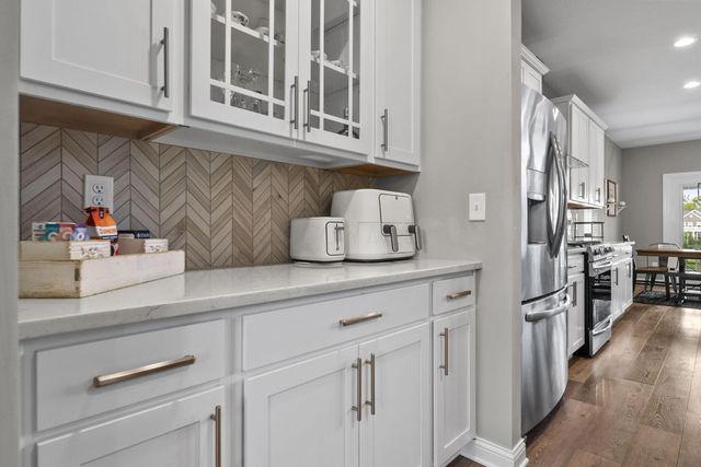 765 Avebury Drive, Pickerington, OH 43147