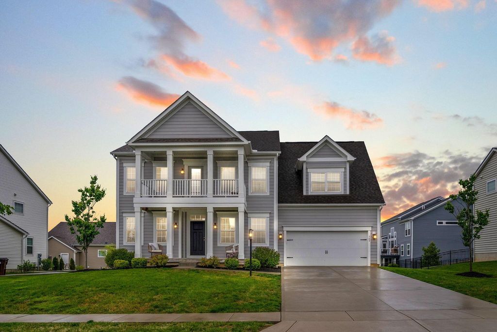765 Avebury Drive, Pickerington, OH 43147
