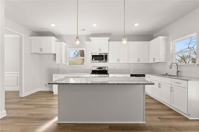 181 Blackberry Court, Pendergrass, GA 30567