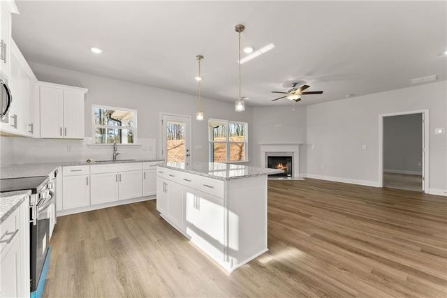 181 Blackberry Court, Pendergrass, GA 30567