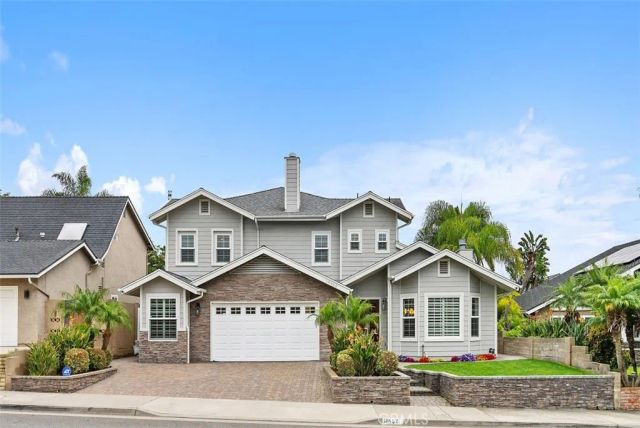 18452 Carnaby, Huntington Beach, CA 92648