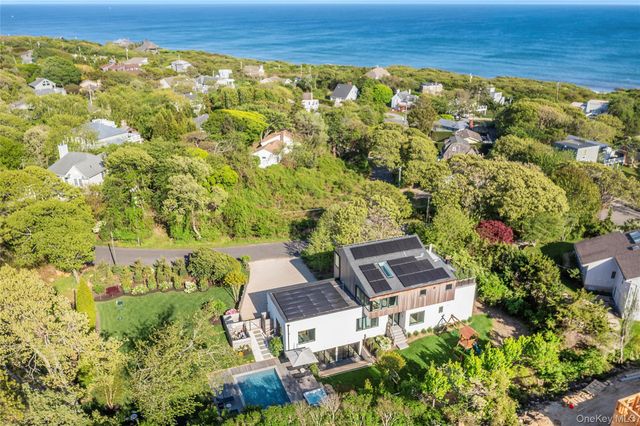 29 Monroe Drive, Montauk, NY 11954