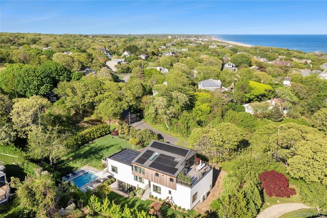 29 Monroe Drive, Montauk, NY 11954