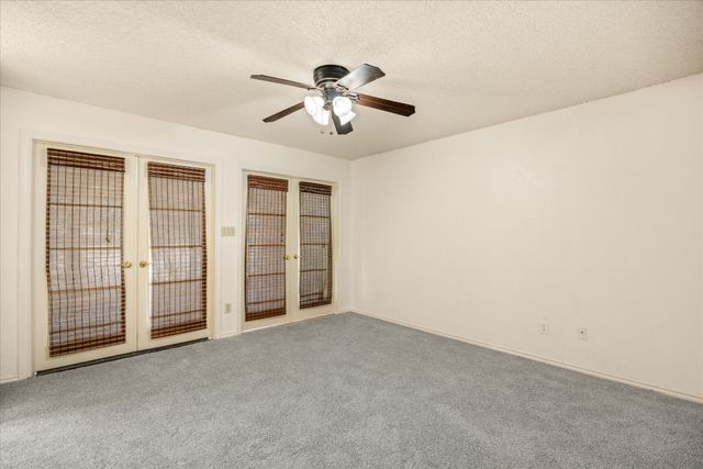 706 Tahiti Drive, Granbury, TX 76048