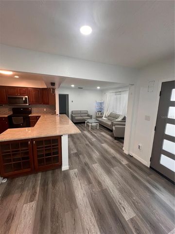 4127 28TH AVENUE N, St Petersburg, FL 33713