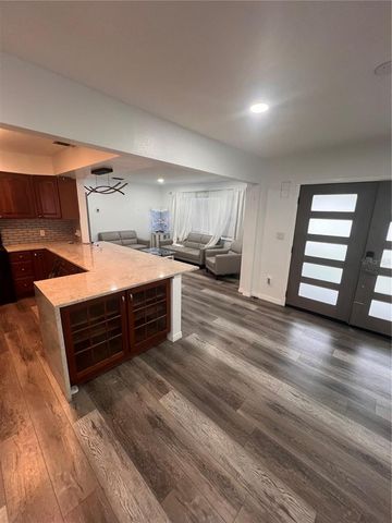 4127 28TH AVENUE N, St Petersburg, FL 33713