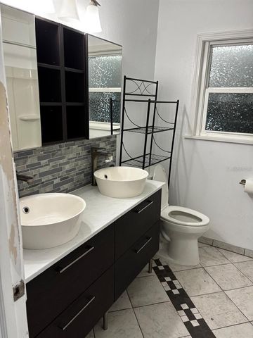 4127 28TH AVENUE N, St Petersburg, FL 33713
