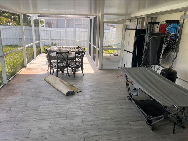 4127 28TH AVENUE N, St Petersburg, FL 33713