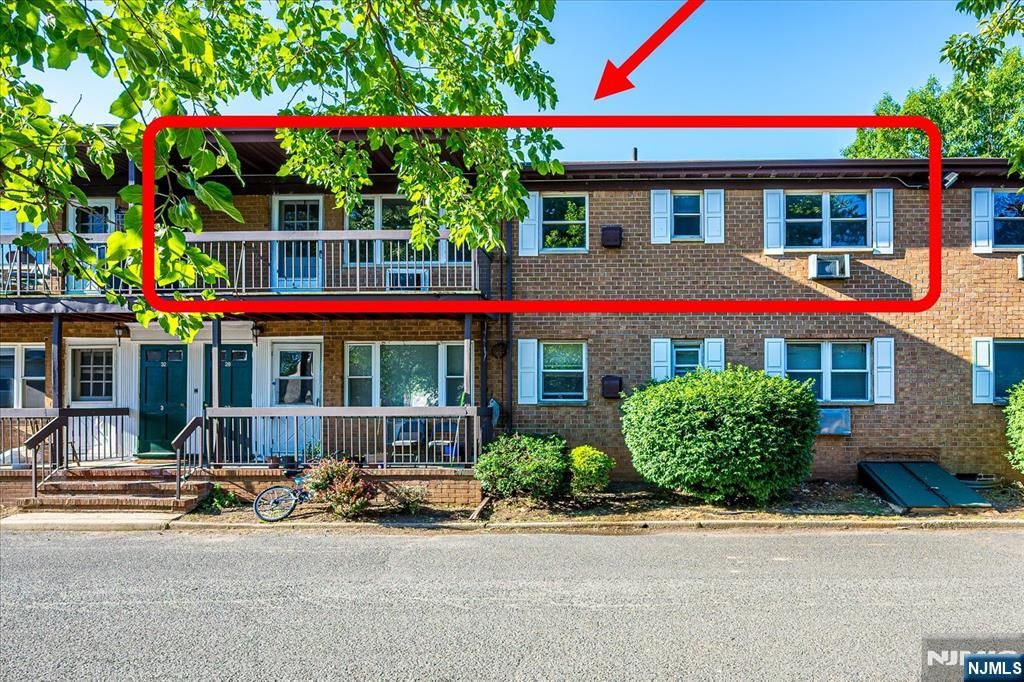 55 Gills Lane 28, Woodbridge, NJ 08830