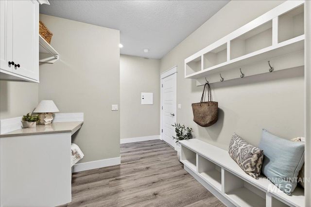 63 S Ravine Way, Nampa, ID 83687