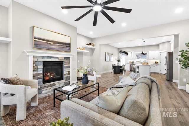 63 S Ravine Way, Nampa, ID 83687