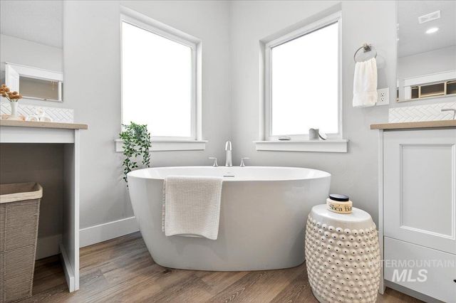 63 S Ravine Way, Nampa, ID 83687